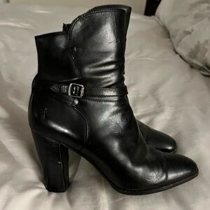 Frye Black Leather Heeled Boots Womans 8.5